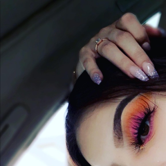 Mink Eyelashes - Picture 3 of 3